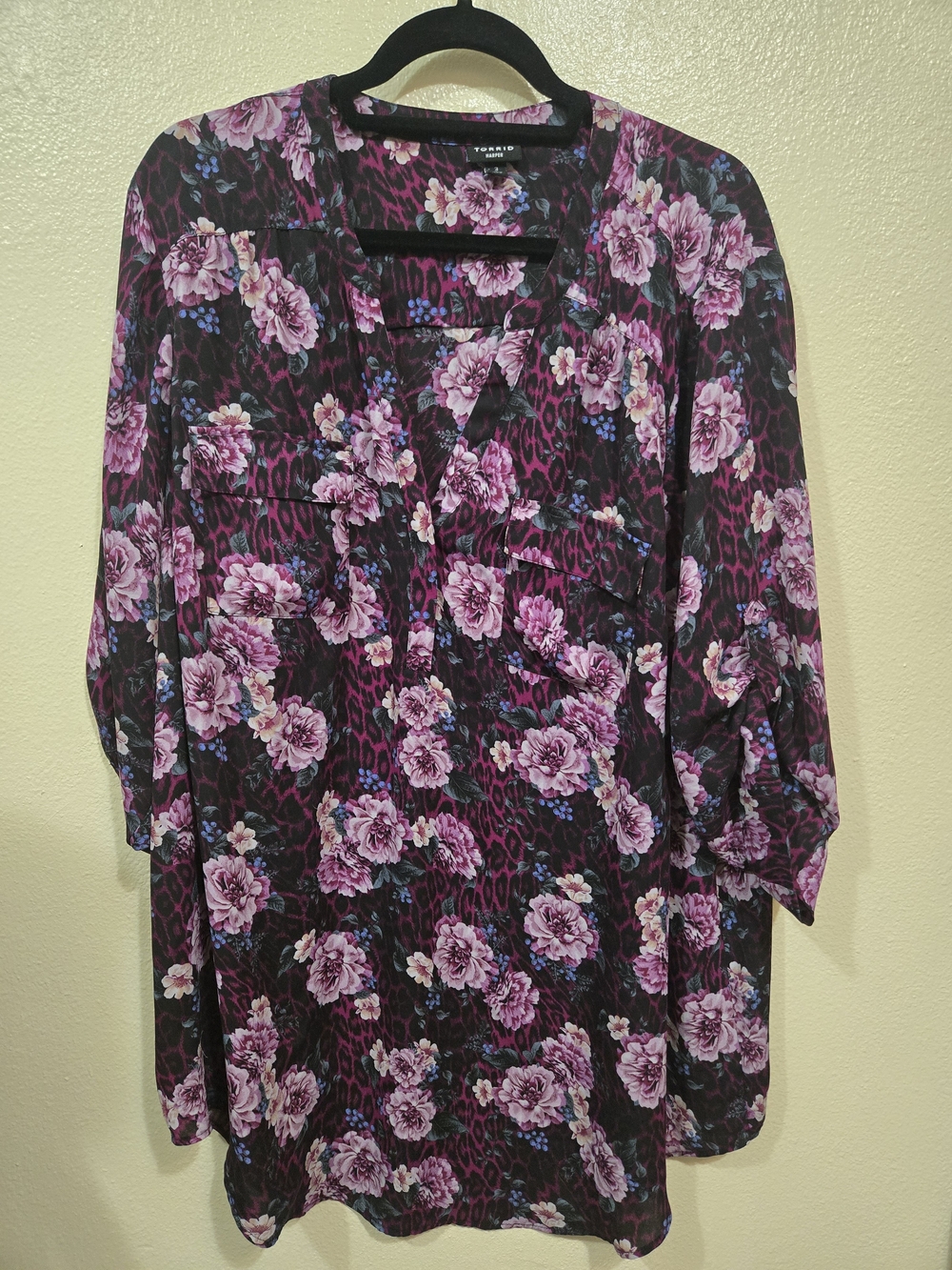 Torrid Purple & Pink Floral Leopard Print V-Neck Tunic
